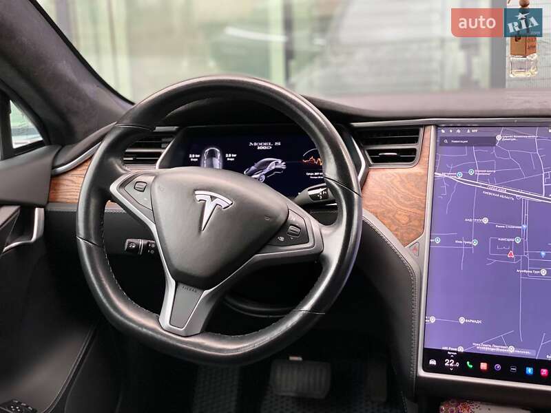 Лифтбек Tesla Model S 2019 в Киеве фото 58 Лифтбек Tesla Model S 2019 в Киеве