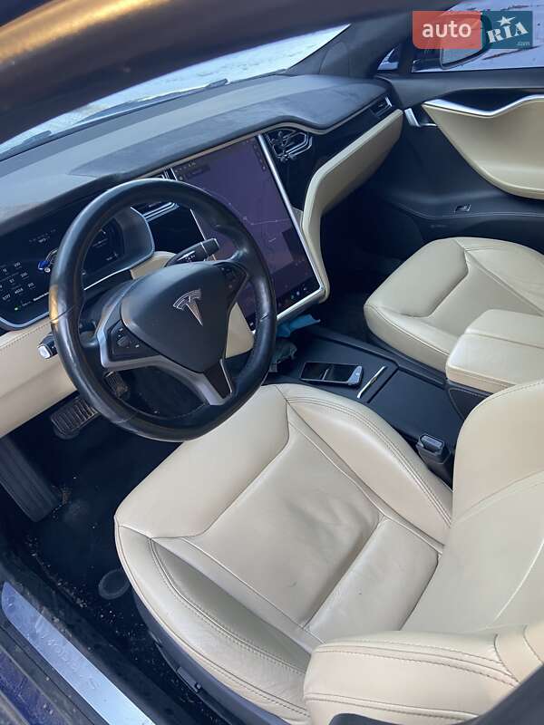 Ліфтбек Tesla Model S 2016 в Миргороді фото 11 Ліфтбек Tesla Model S 2016 в Миргороді