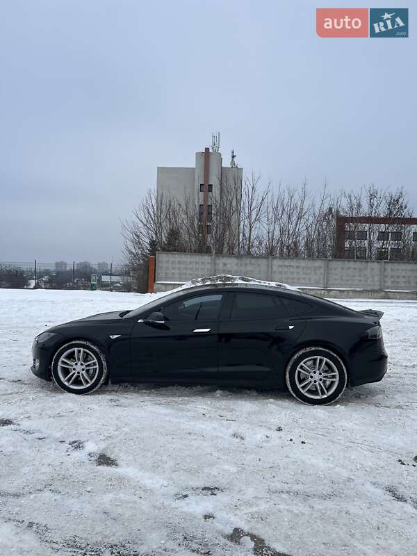Ліфтбек Tesla Model S 2014 в Харкові