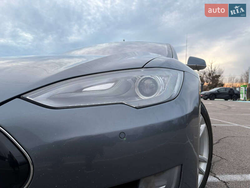 Ліфтбек Tesla Model S 2013 в Києві фото 4 Ліфтбек Tesla Model S 2013 в Києві