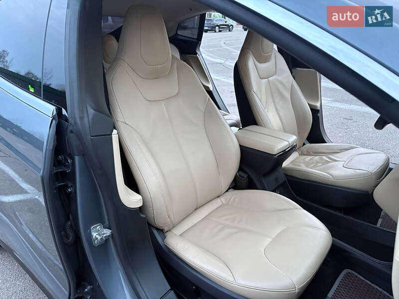 Ліфтбек Tesla Model S 2013 в Києві фото 14 Ліфтбек Tesla Model S 2013 в Києві