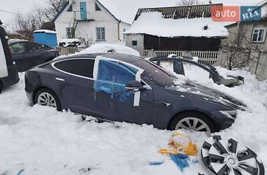 Ліфтбек Tesla Model S 2016 в Сквирі