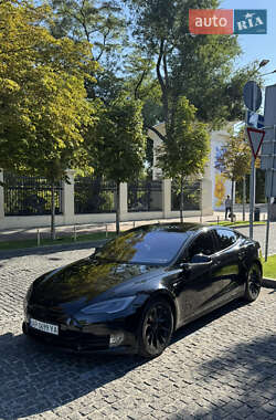 Лифтбек Tesla Model S 2016 в Днепре