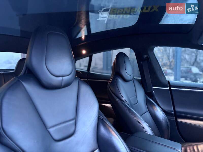 Лифтбек Tesla Model S 2017 в Коломые фото 24 Лифтбек Tesla Model S 2017 в Коломые