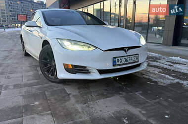 Лифтбек Tesla Model S 2016 в Харькове