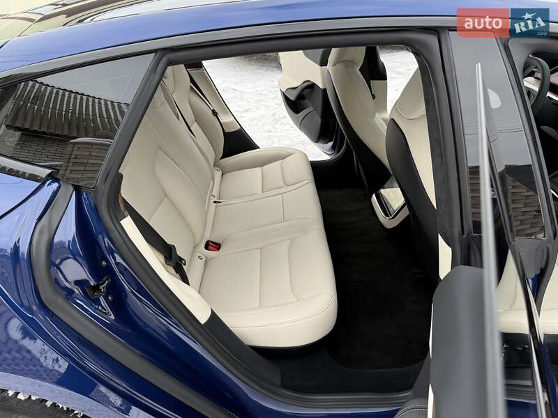 Лифтбек Tesla Model S 2025 в Виннице фото 31 Лифтбек Tesla Model S 2025 в Виннице