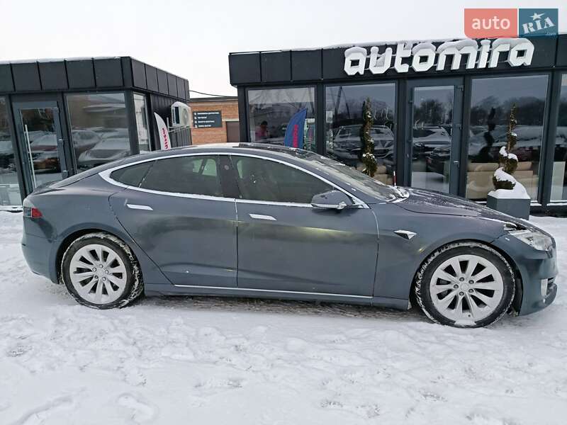 Лифтбек Tesla Model S 2017 в Подгайцах фото 5 Лифтбек Tesla Model S 2017 в Подгайцах