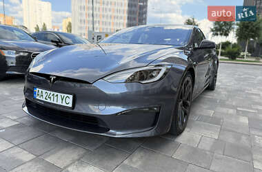 Лифтбек Tesla Model S 2023 в Киеве