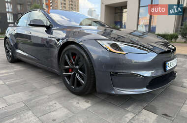 Лифтбек Tesla Model S 2023 в Киеве