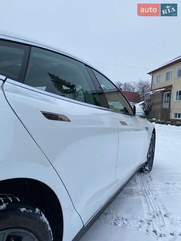 Ліфтбек Tesla Model S 2013 в Івано-Франківську фото 5 Ліфтбек Tesla Model S 2013 в Івано-Франківську