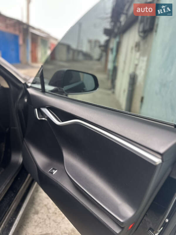 Ліфтбек Tesla Model S 2013 в Миколаєві фото 15 Ліфтбек Tesla Model S 2013 в Миколаєві