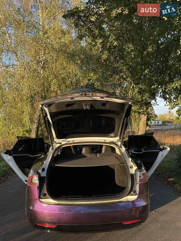 Лифтбек Tesla Model S 2016 в Луцке фото 13 Лифтбек Tesla Model S 2016 в Луцке