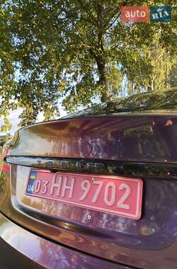 Лифтбек Tesla Model S 2016 в Луцке