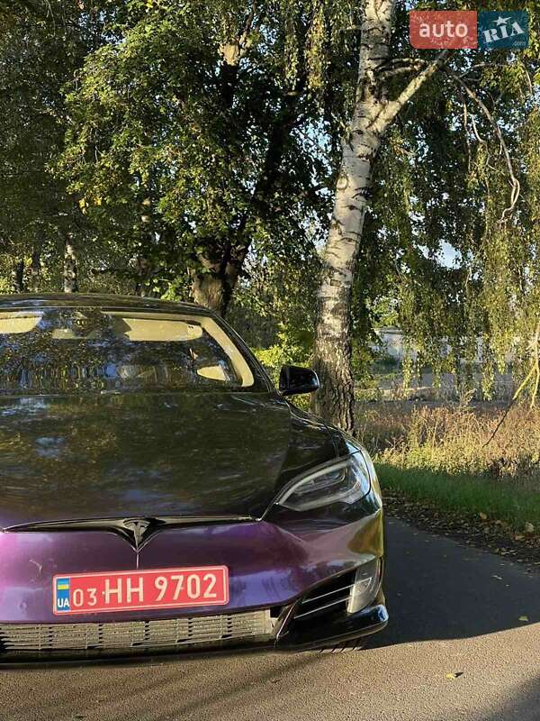 Лифтбек Tesla Model S 2016 в Луцке фото 2 Лифтбек Tesla Model S 2016 в Луцке
