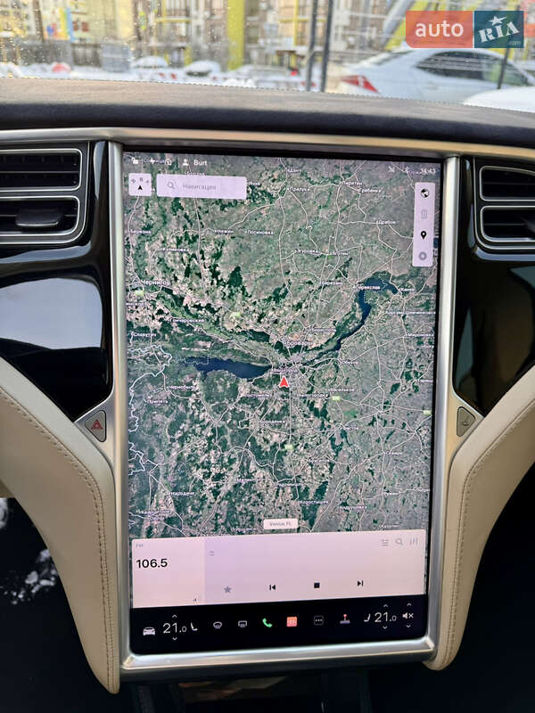 Лифтбек Tesla Model S 2014 в Киеве