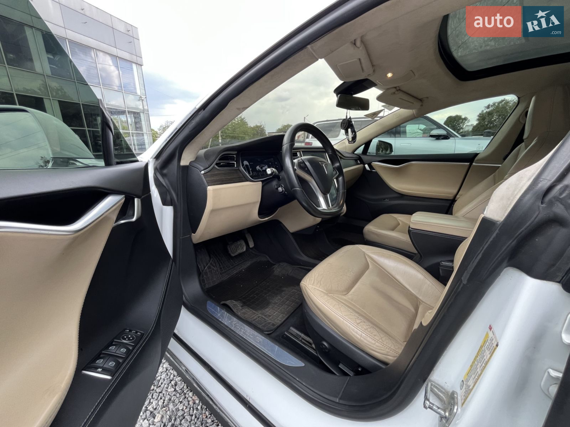 2015 Tesla Model S - мініатюра 9