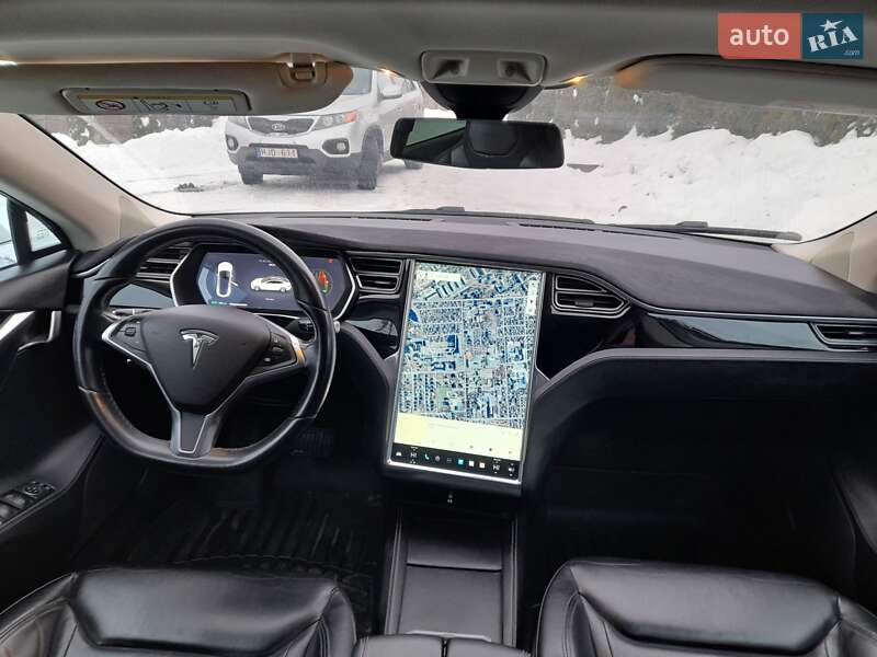 Ліфтбек Tesla Model S 2014 в Рівному