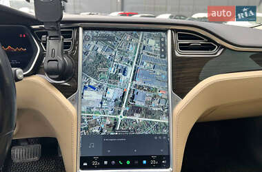 Лифтбек Tesla Model S 2014 в Львове
