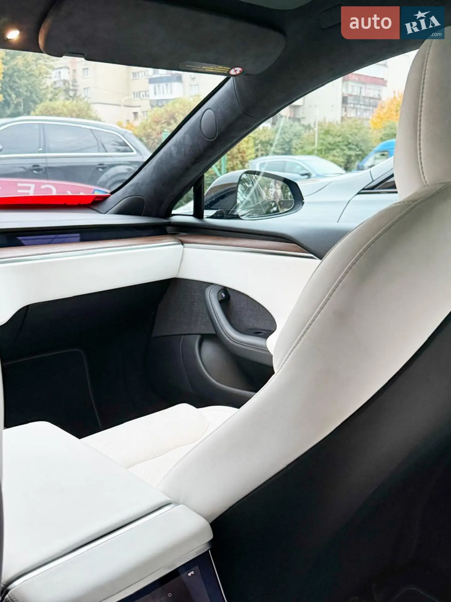2021 Tesla Model S - мініатюра 15