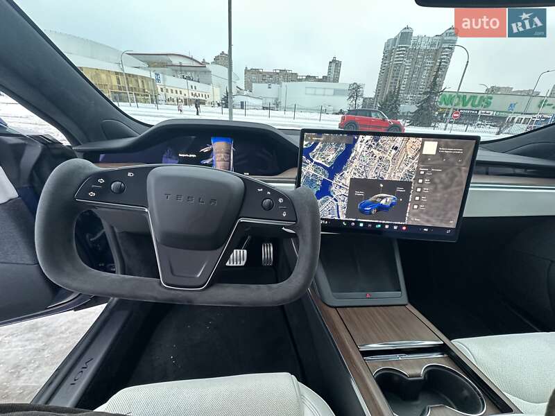 Лифтбек Tesla Model S 2022 в Киеве