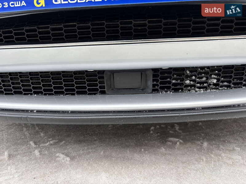 Лифтбек Tesla Model S 2015 в Львове фото 31 Лифтбек Tesla Model S 2015 в Львове