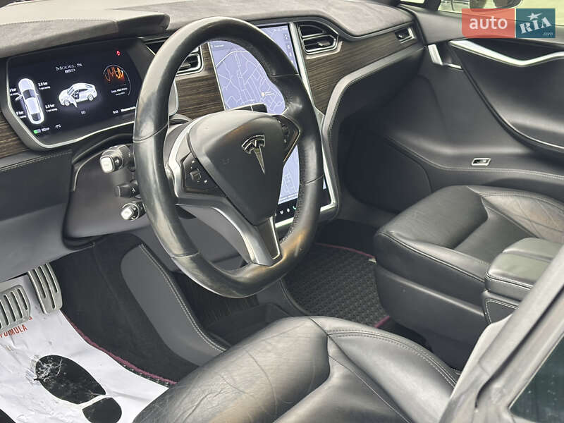 Лифтбек Tesla Model S 2015 в Львове фото 48 Лифтбек Tesla Model S 2015 в Львове