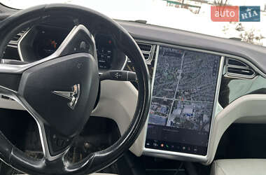 Ліфтбек Tesla Model S 2016 в Львові