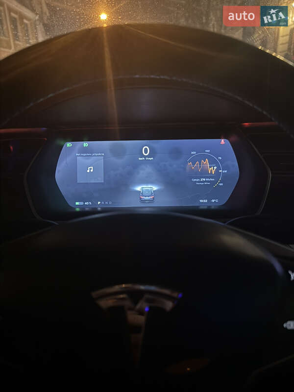 Ліфтбек Tesla Model S 2016 в Івано-Франківську