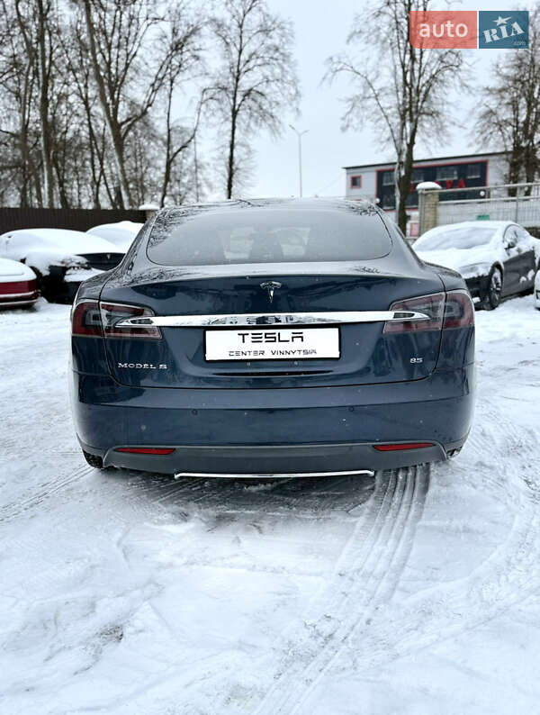 Лифтбек Tesla Model S 2014 в Виннице