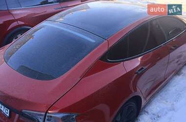 Лифтбек Tesla Model S 2021 в Киеве