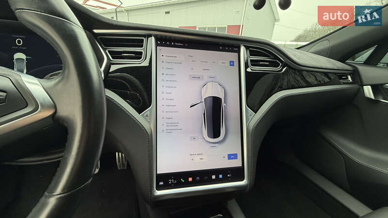 Лифтбек Tesla Model S 2017 в Луцке фото 50 Лифтбек Tesla Model S 2017 в Луцке