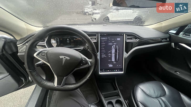 Ліфтбек Tesla Model S 2014 в Харкові фото 16 Ліфтбек Tesla Model S 2014 в Харкові