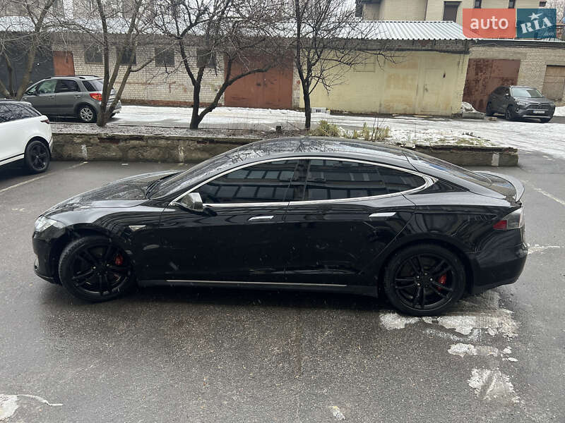 Ліфтбек Tesla Model S 2014 в Харкові фото 9 Ліфтбек Tesla Model S 2014 в Харкові