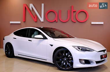 Ліфтбек Tesla Model S 2020 в Одесі
