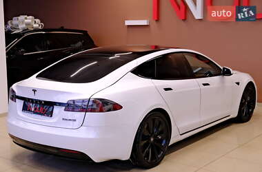 Ліфтбек Tesla Model S 2020 в Одесі
