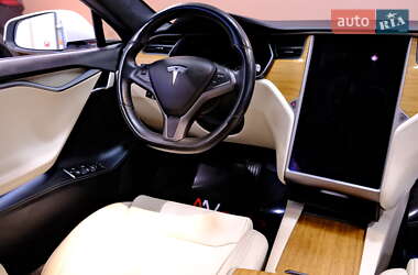 Ліфтбек Tesla Model S 2020 в Одесі