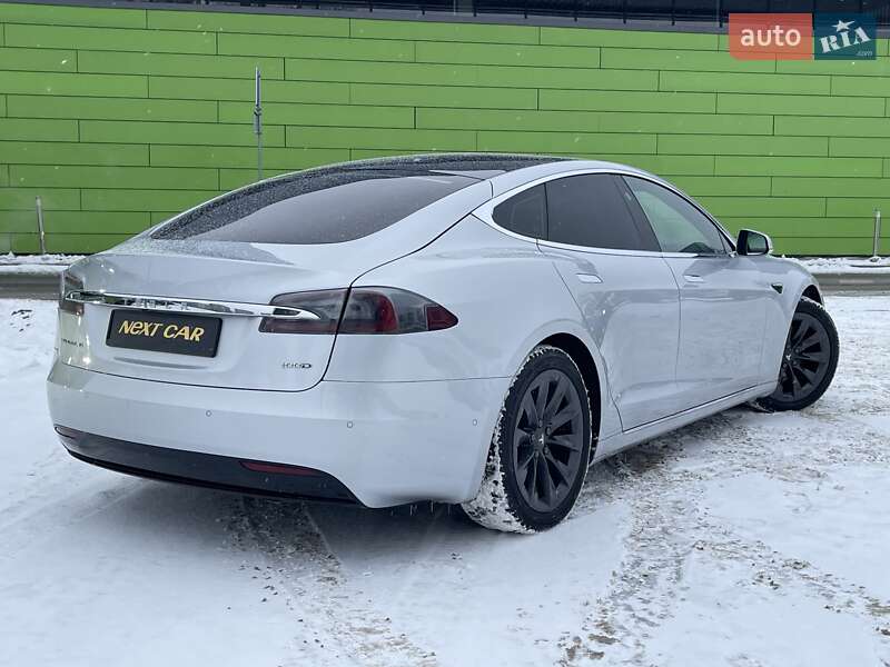 Ліфтбек Tesla Model S 2018 в Києві