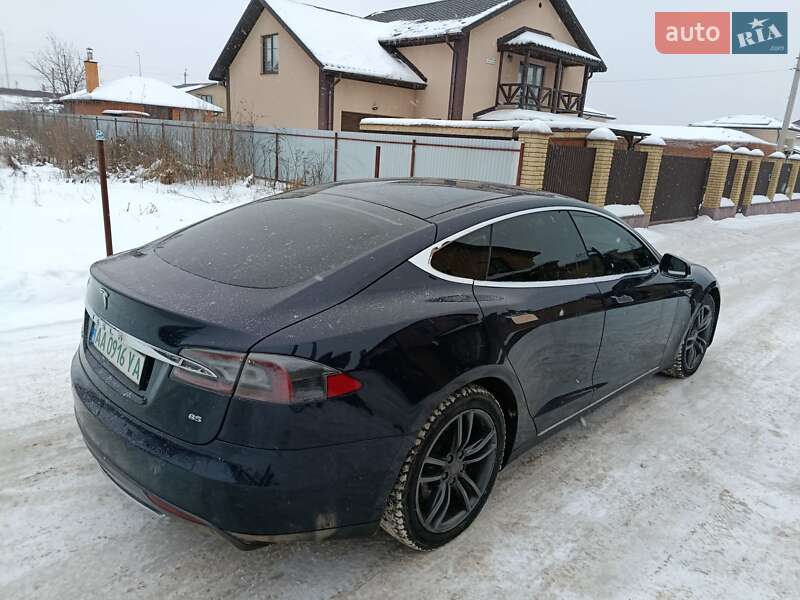 Ліфтбек Tesla Model S 2014 в Вінниці