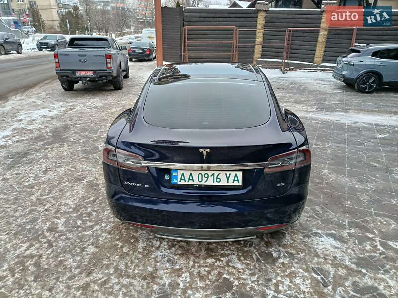 Ліфтбек Tesla Model S 2014 в Вінниці