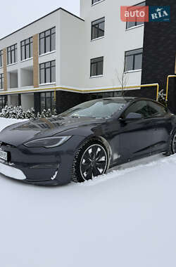 Лифтбек Tesla Model S 2022 в Киеве