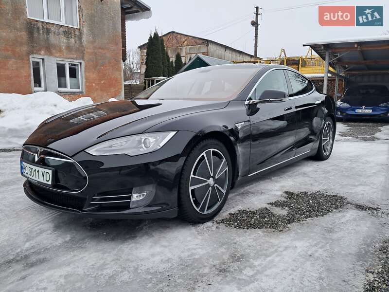 Ліфтбек Tesla Model S 2014 в Радехові