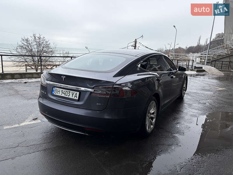 Лифтбек Tesla Model S 2015 в Одессе фото 3 Лифтбек Tesla Model S 2015 в Одессе