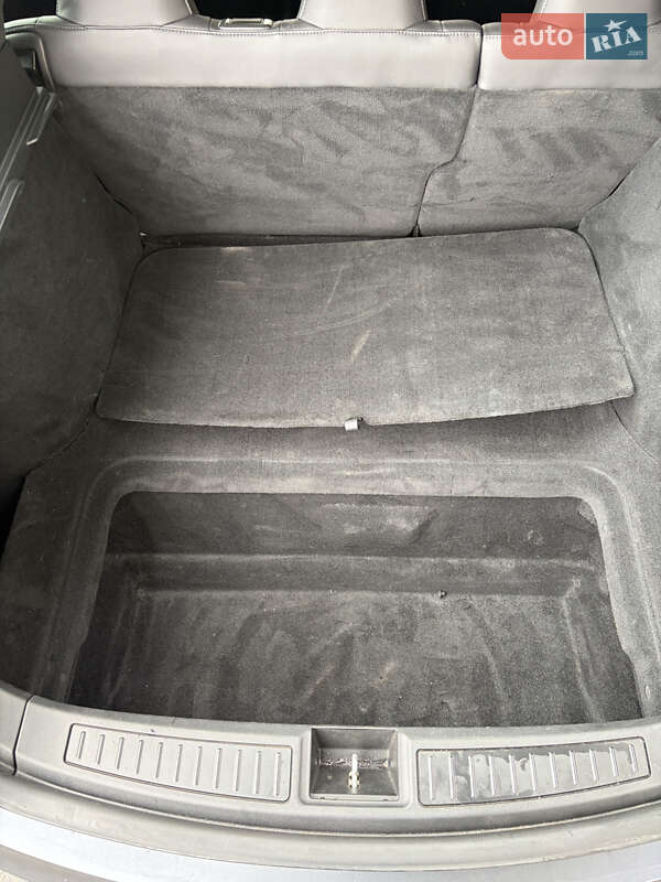 Лифтбек Tesla Model S 2015 в Одессе фото 13 Лифтбек Tesla Model S 2015 в Одессе