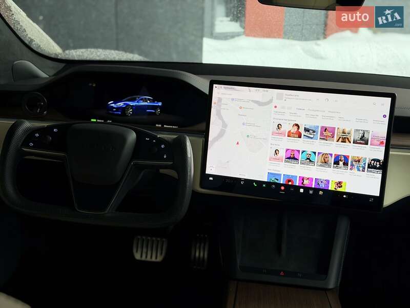 Лифтбек Tesla Model S 2022 в Виннице