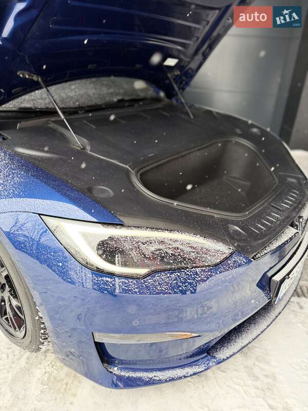 Лифтбек Tesla Model S 2022 в Виннице
