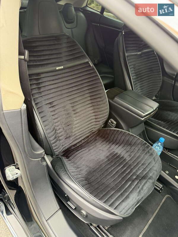 Лифтбек Tesla Model S 2013 в Новомосковске