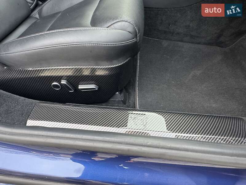 Лифтбек Tesla Model S 2021 в Одессе