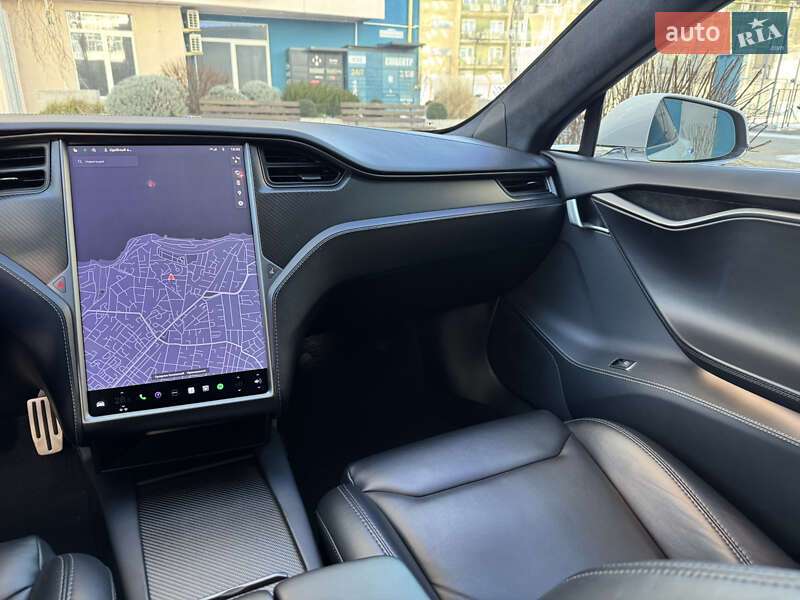 Ліфтбек Tesla Model S 2020 в Одесі фото 39 Ліфтбек Tesla Model S 2020 в Одесі