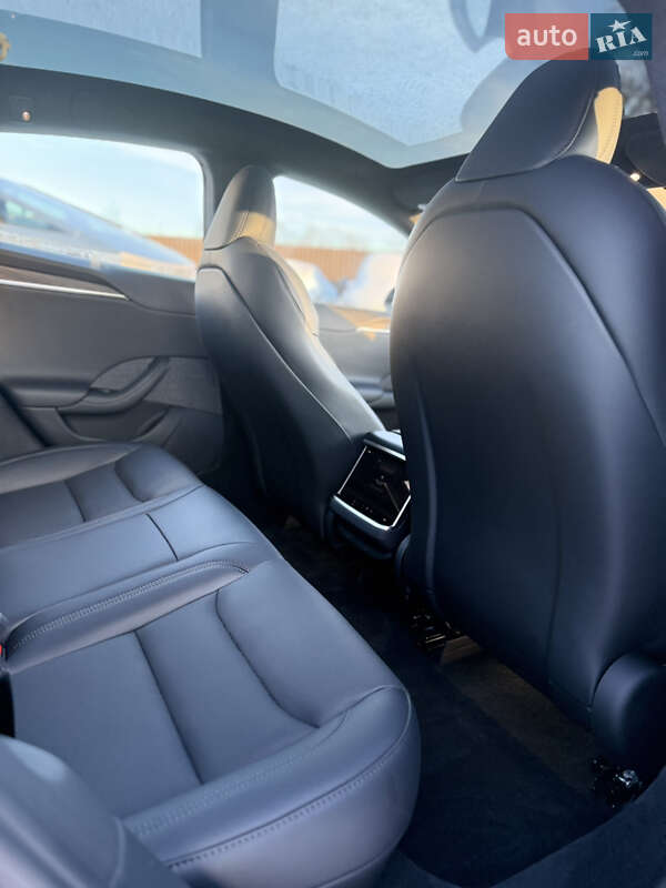 Лифтбек Tesla Model S 2024 в Виннице фото 25 Лифтбек Tesla Model S 2024 в Виннице