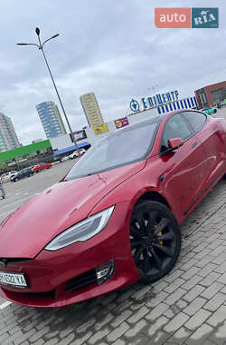 Ліфтбек Tesla Model S 2018 в Одесі